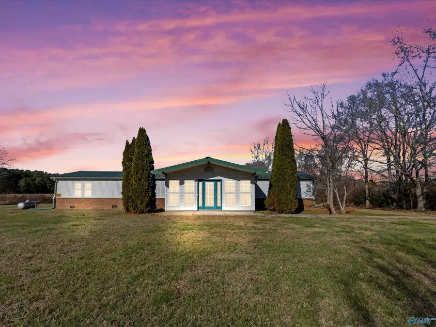 1511 Ready Section Road, Hazel Green, AL 35750 - Image #2