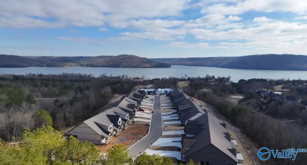 95 Whistling Straits Way, Guntersville, AL 35976 - Image #1