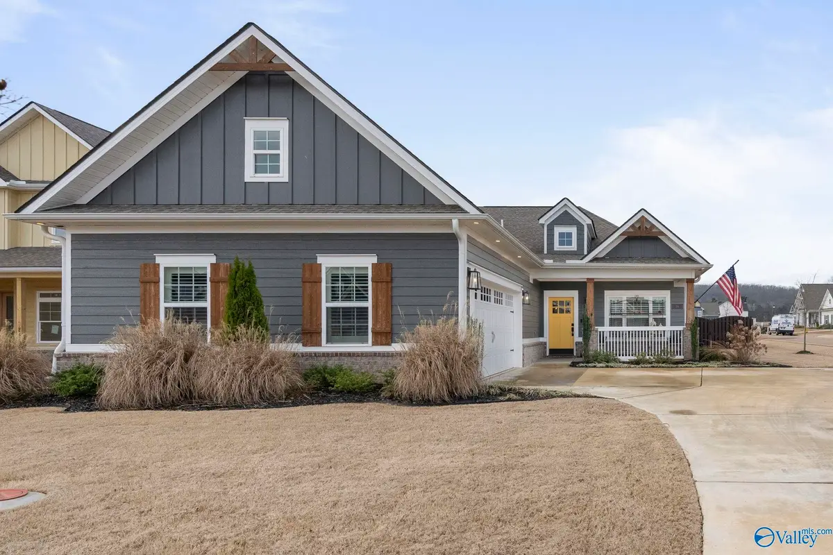 201 Midvale Circle, Harvest, AL 35749 - Image #1