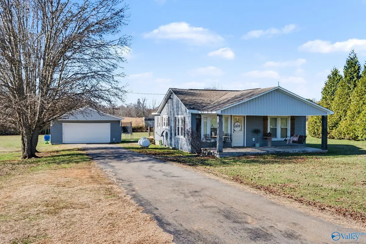 934 Butler Road, New Market, AL 35761 - Image #1