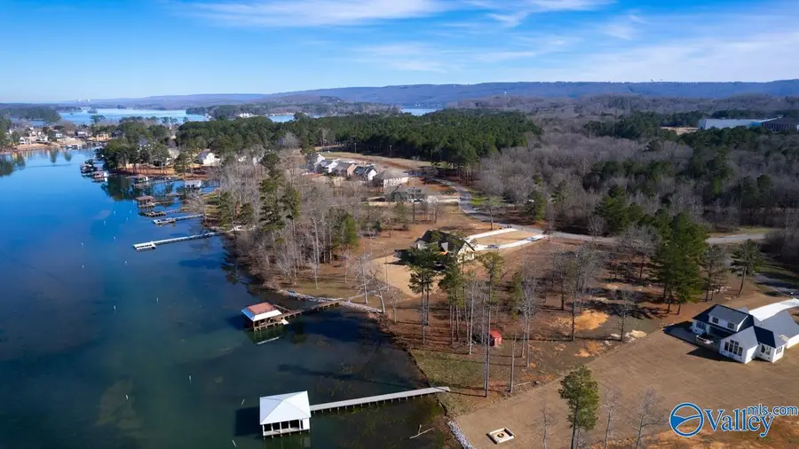 14 Ski Cove Drive, Scottsboro, AL 35769 - Image #3