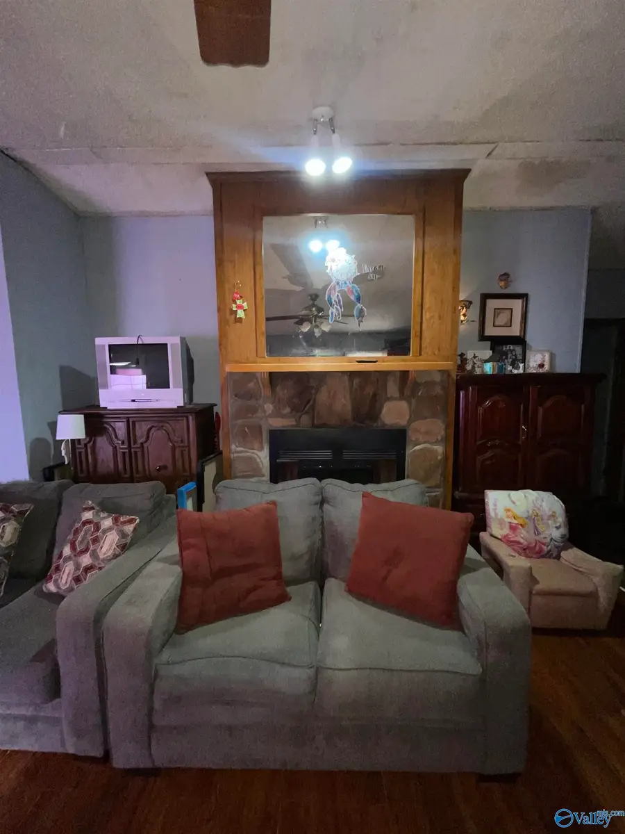 747 Walker Lane, New Market, AL 35761 - Image #3