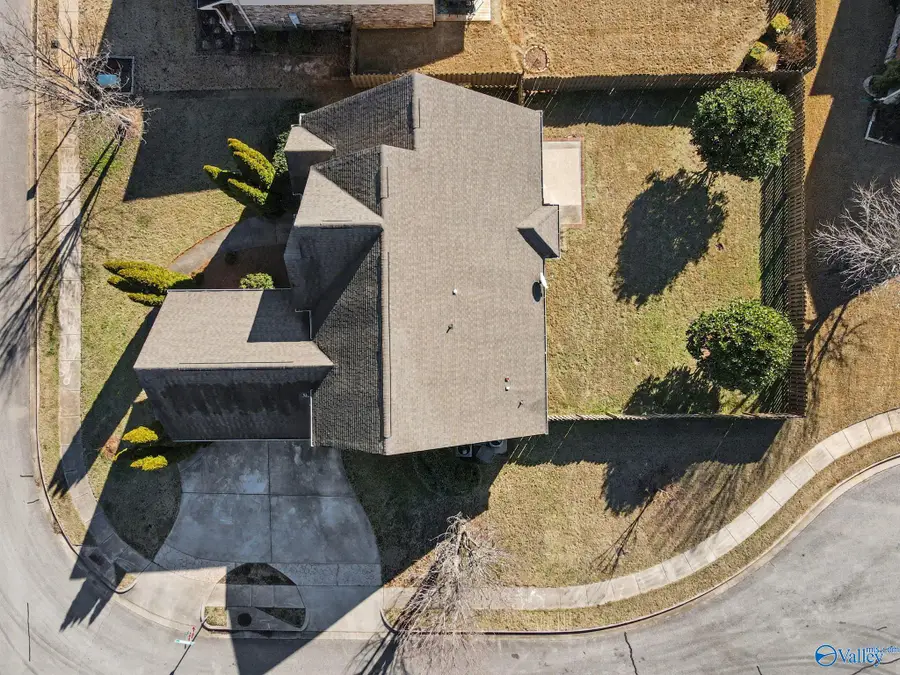 8 Nandina Lane Sw, Huntsville, AL 35824 - Image #3