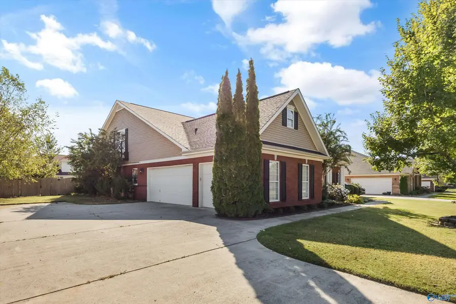 7007 Greystone Lane Se, Owens Cross Roads, AL 35763 - Image #2