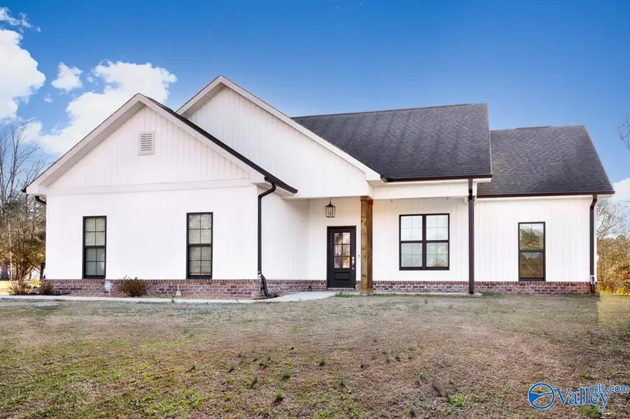 25520 Fairmount Drive, Athens, AL 35613 - Image #2