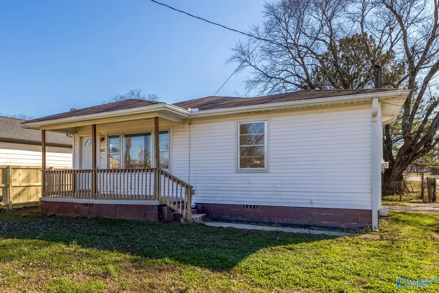 3515 6th Avenue Sw Sw, Huntsville, AL 35805 - Image #2