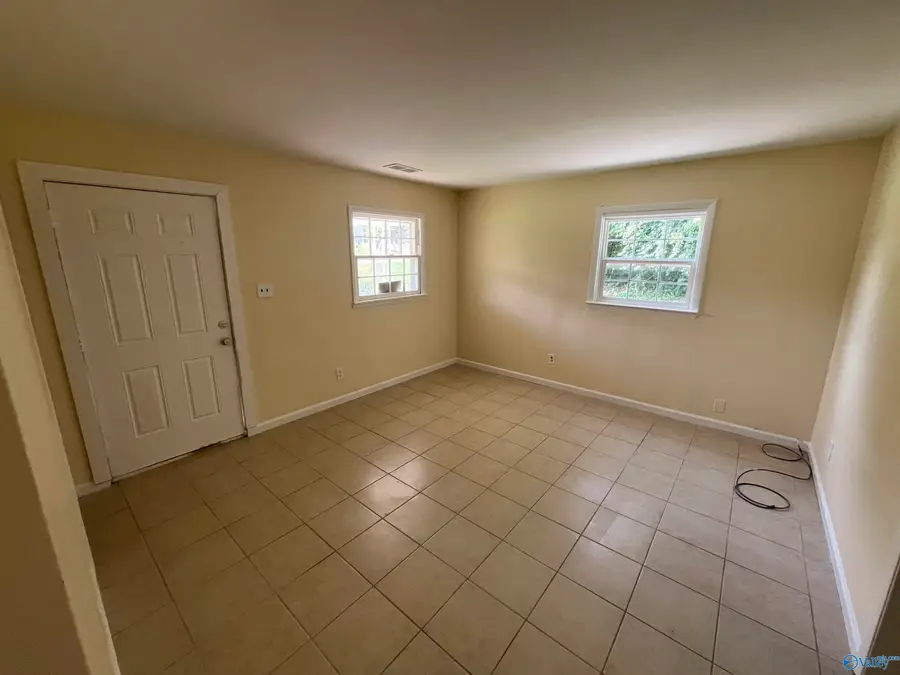 3831 Crane Drive Ne, Huntsville, AL 35811 - Image #2