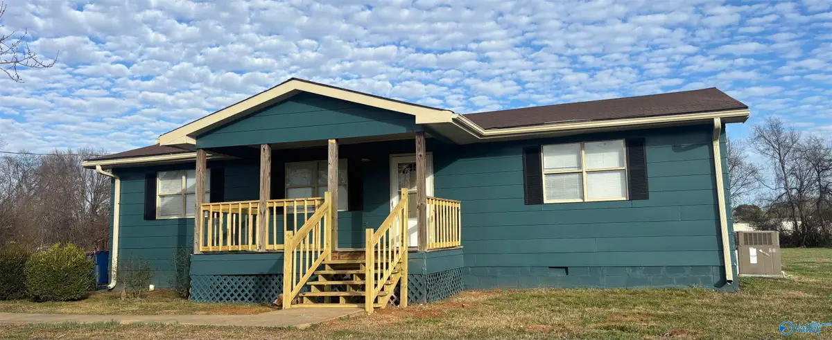 726 Red Hat Road, Decatur, AL 35601 - Image #1