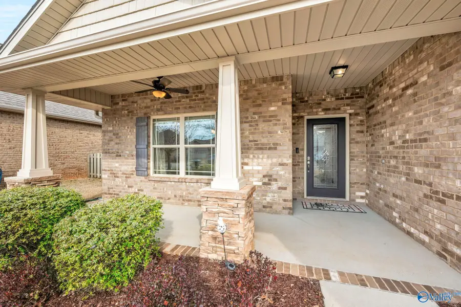 404 Bay Tree Lane, Huntsville, AL 35824 - Image #2