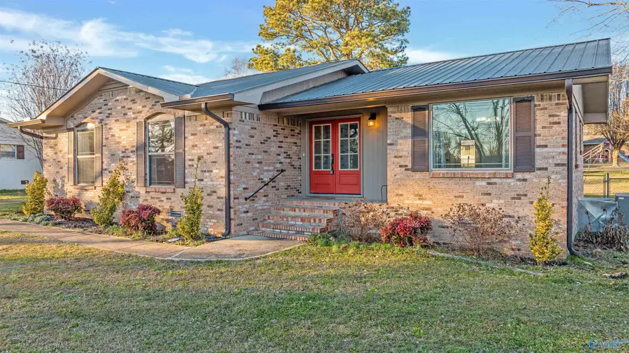 48 Poplar Drive, Rainsville, AL 35986 - Image #2