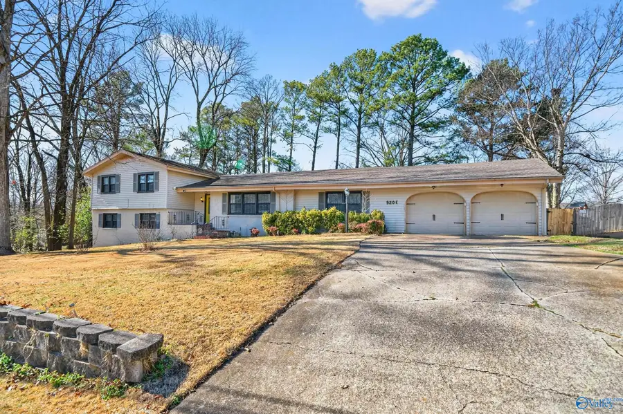 9206 Valley Lane, Huntsville, AL 35803 - Image #2