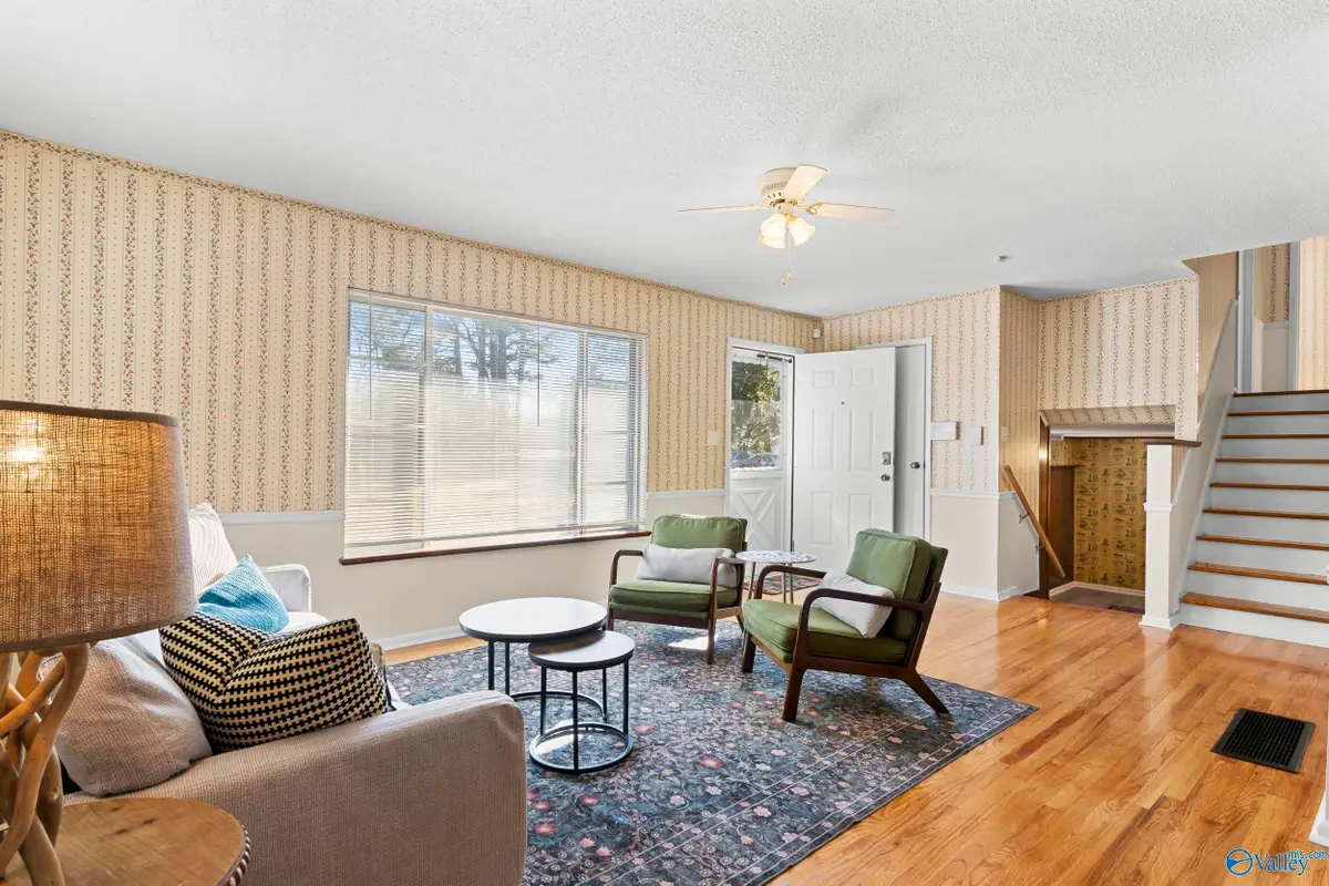 448 N Edgemont Circle, Huntsville, AL 35811 - Image #1