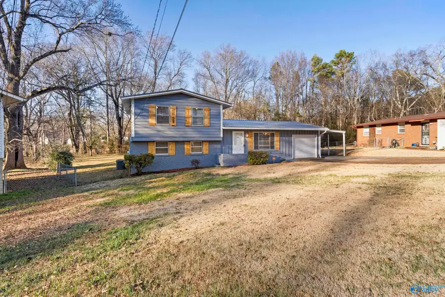 448 N Edgemont Circle, Huntsville, AL 35811 - Image #2