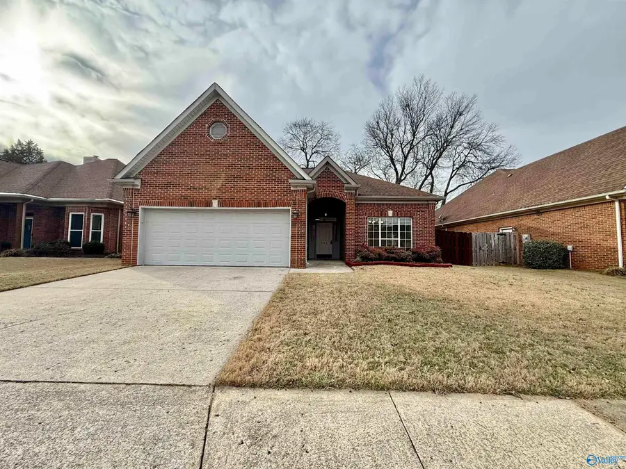 492 Sussex Drive Sw, Huntsville, AL 35824 - Image #3