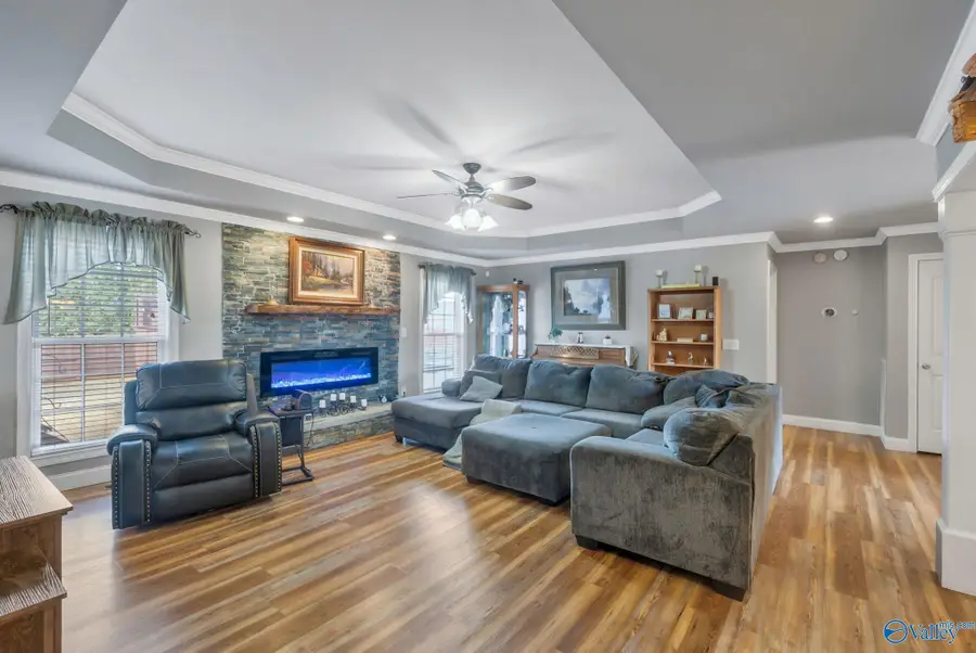 104 Hickory Glen Circle, Huntsville, AL 35811 - Image #3