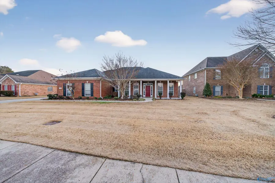 5014 Willow Creek Drive, Owens Cross Roads, AL 35763 - Image #2