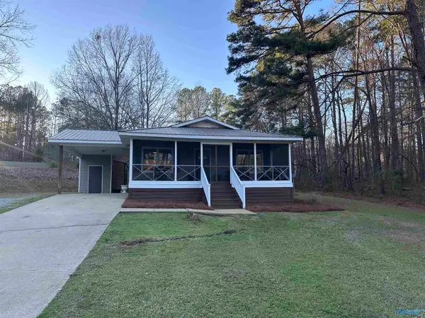 6218 S River Oak Drive S, Southside, AL 35907