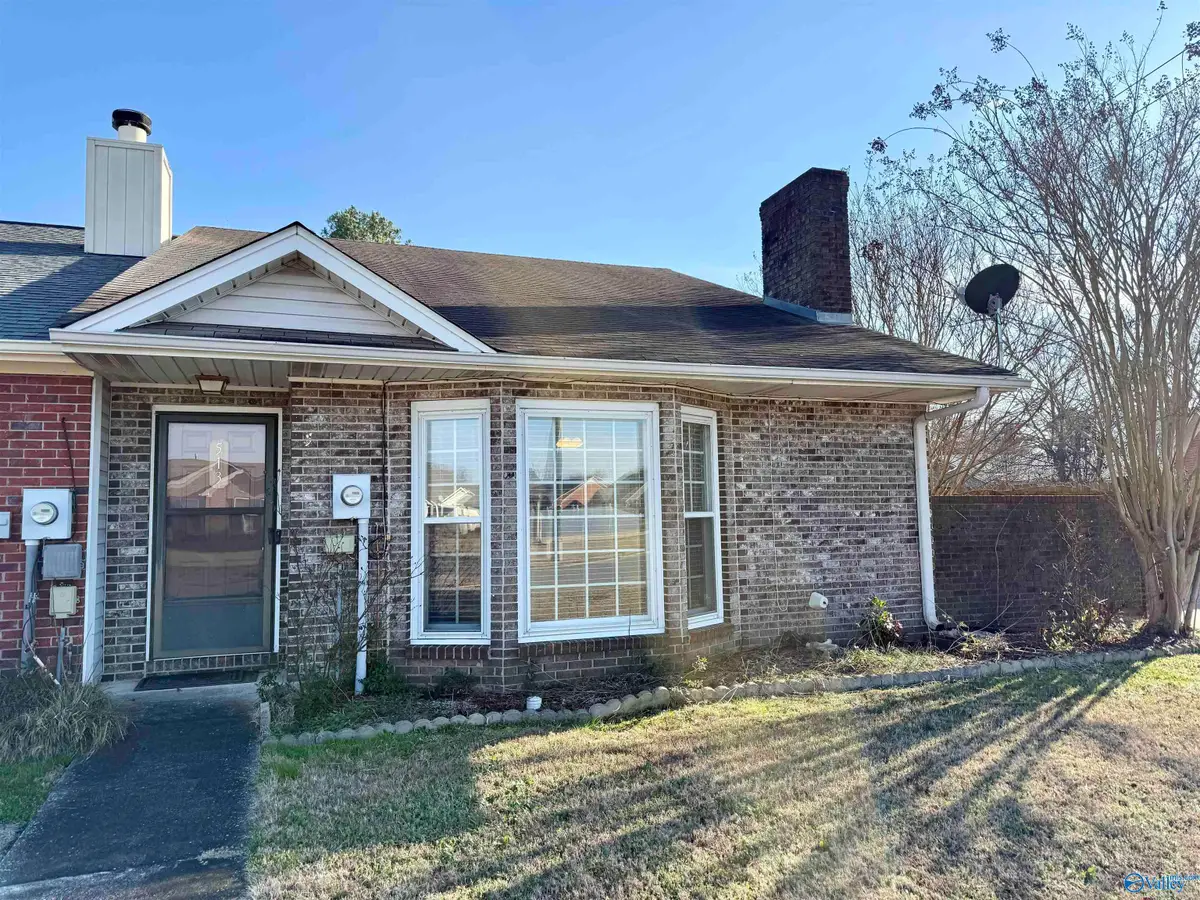 513 SW Springview Street, Decatur, AL 35601 - Image #1