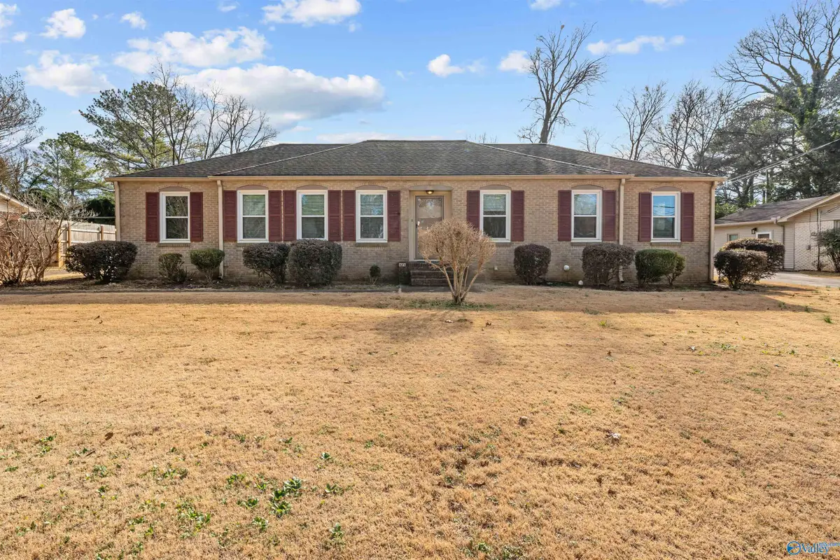 205 Jones Valley Drive Sw, Huntsville, AL 35802 - Image #1