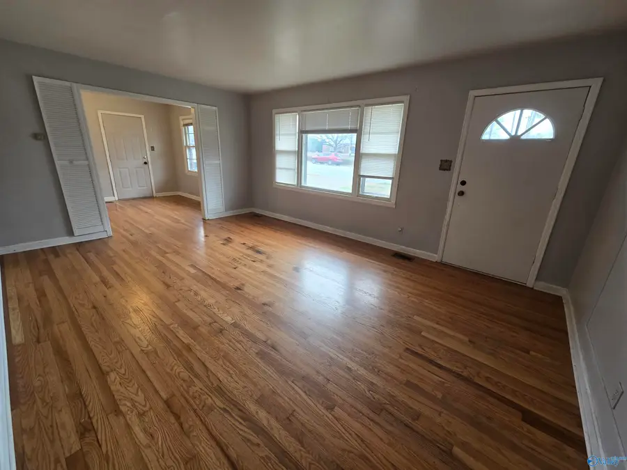 2610 Oakwood Avenue Nw, Huntsville, AL 35810 - Image #3