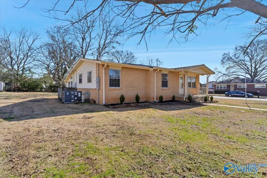 3223 Montrose Street Sw, Huntsville, AL 35805 - Image #2