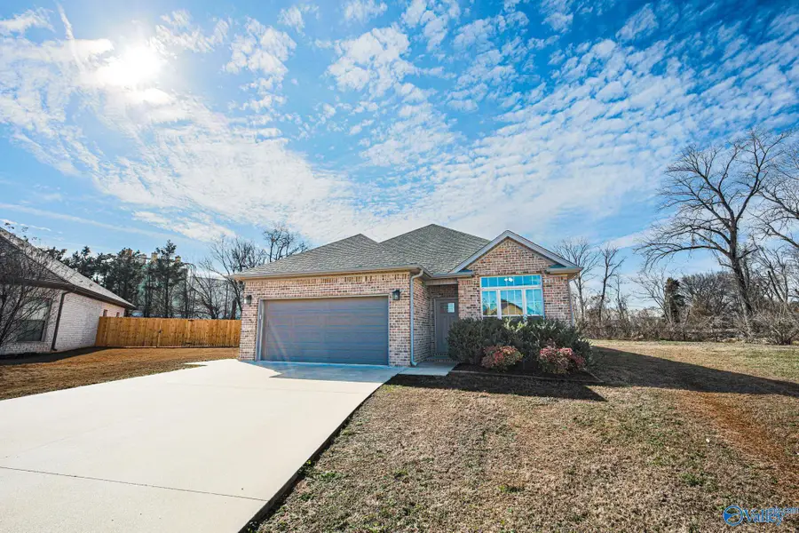 152 Harmony Drive, Tuscumbia, AL 35674 - Image #2