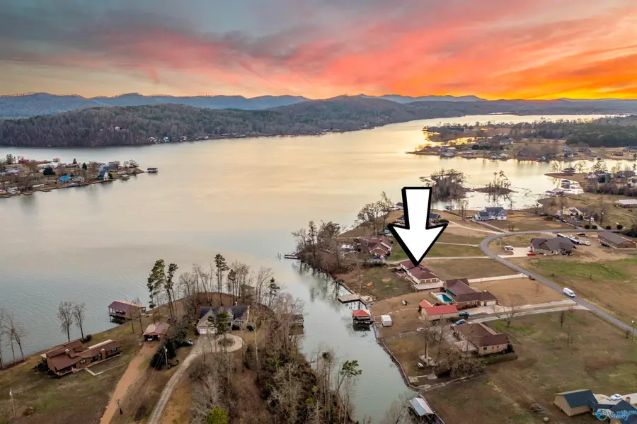 407 Bay Point Drive, Rainbow City, AL 35906 - Image #2