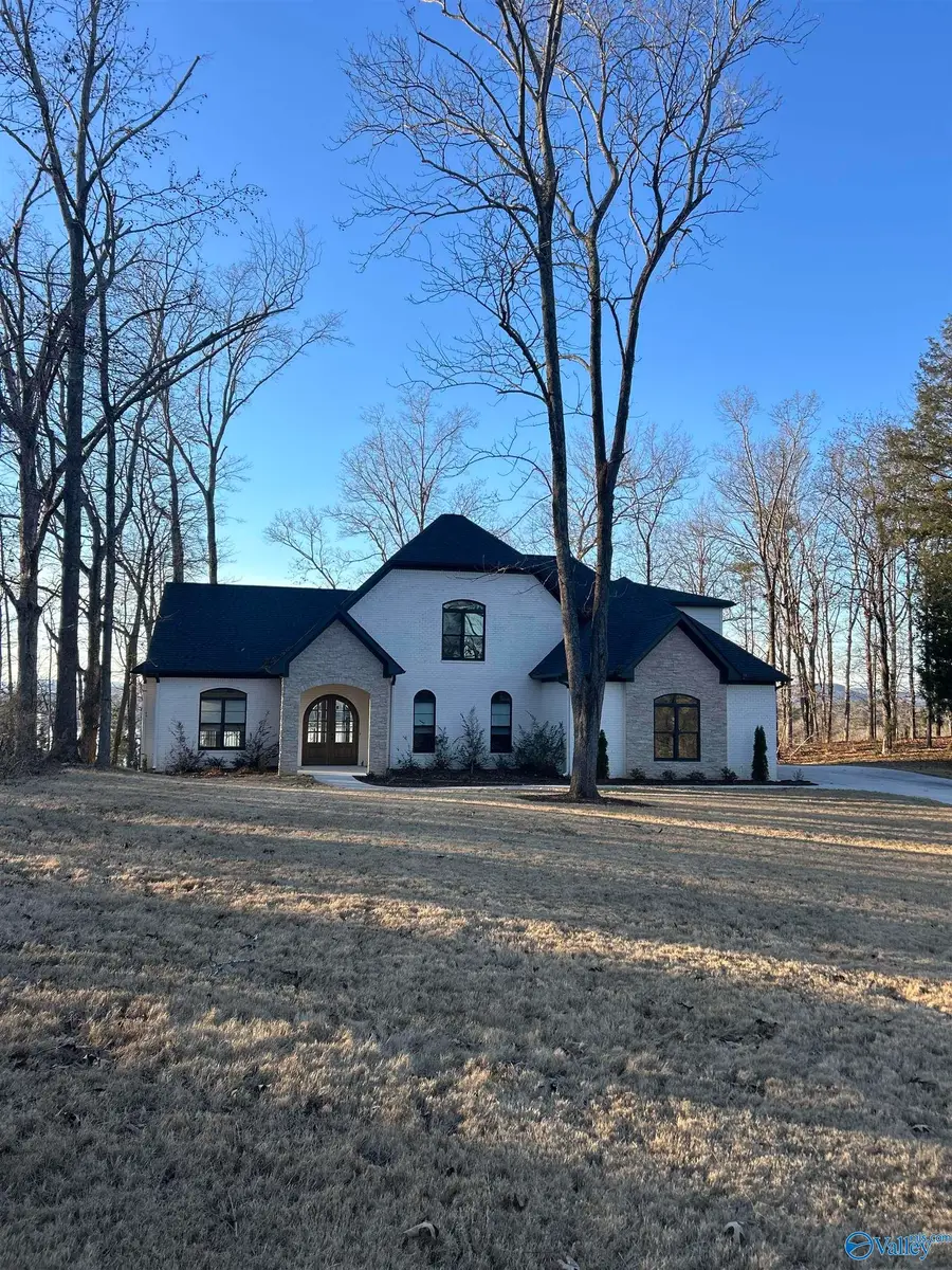 436 Monte Sano Drive, Scottsboro, AL 35769 - Image #2