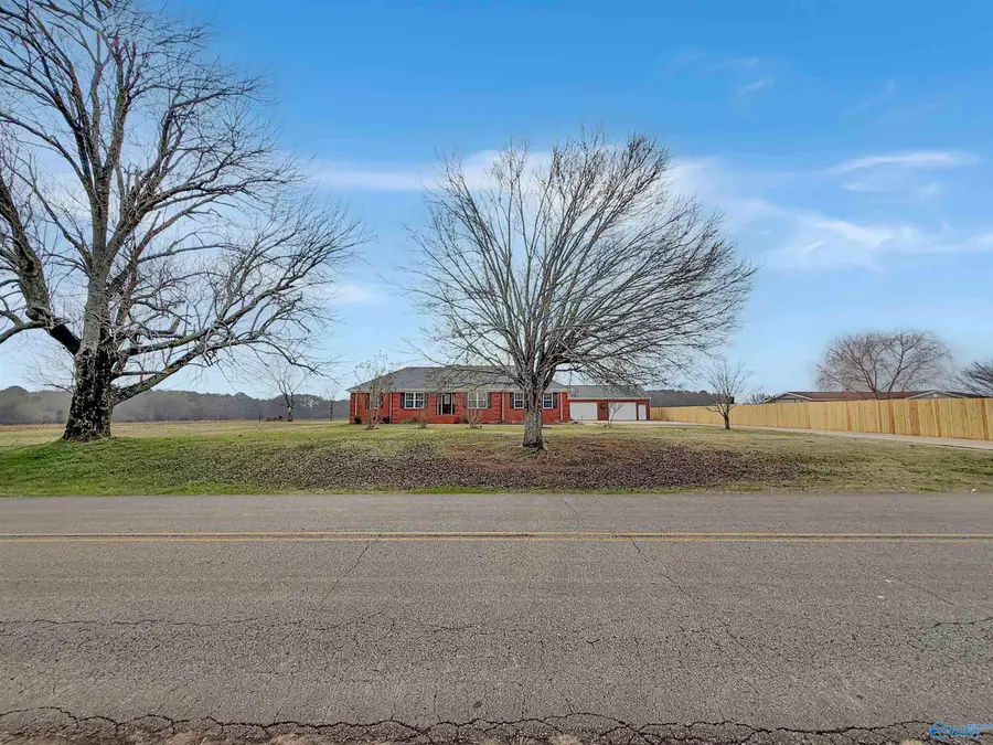 712 Bo Howard Road, Toney, AL 35773 - Image #2