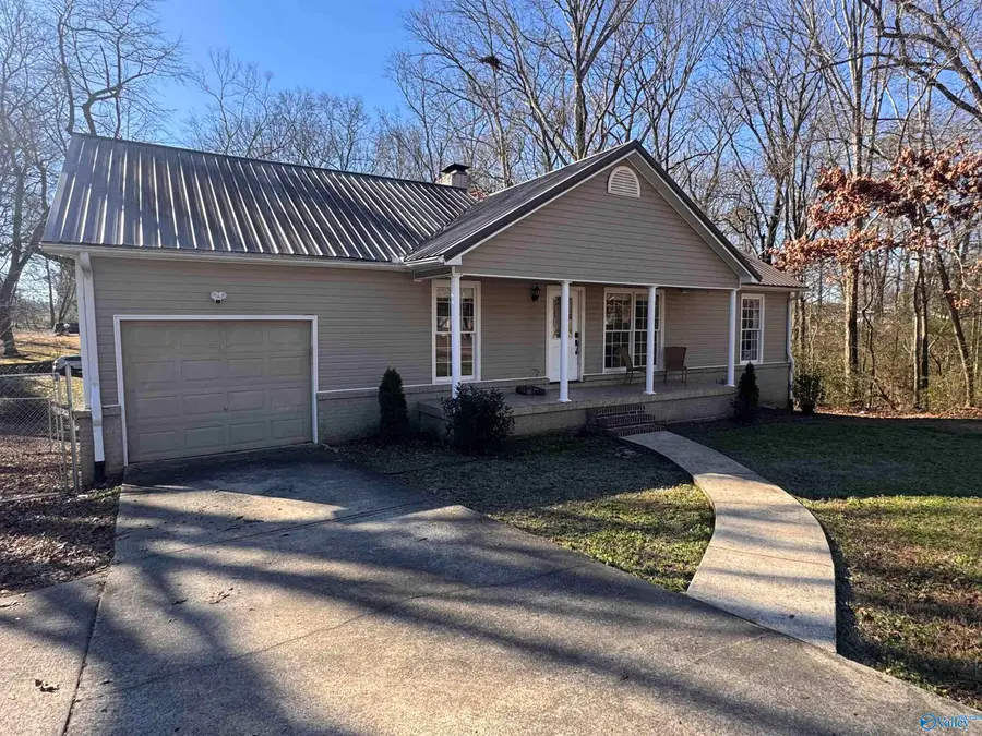 298 Golfview Drive Ne, Arab, AL 35016 - Image #2