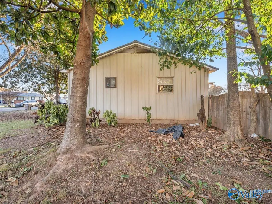 315 Bobwhite Drive, Decatur, AL 35601 - Image #3