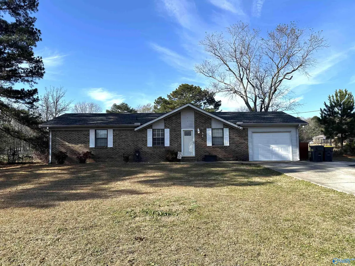 226 Cedar Street, Decatur, AL 35603 - Image #1