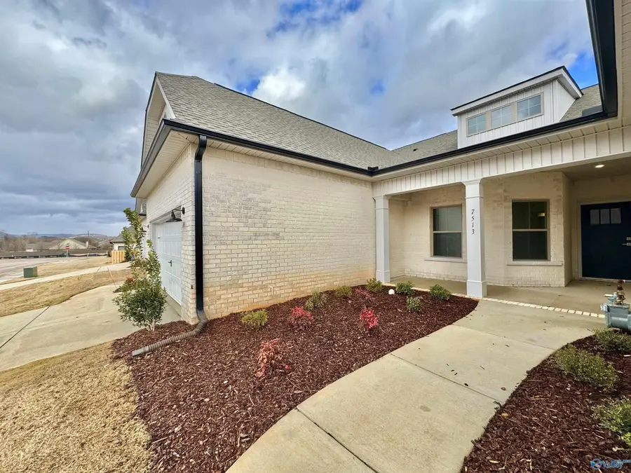 6077 Gardner Maples Drive, Owens Cross Roads, AL 35763 - Image #3