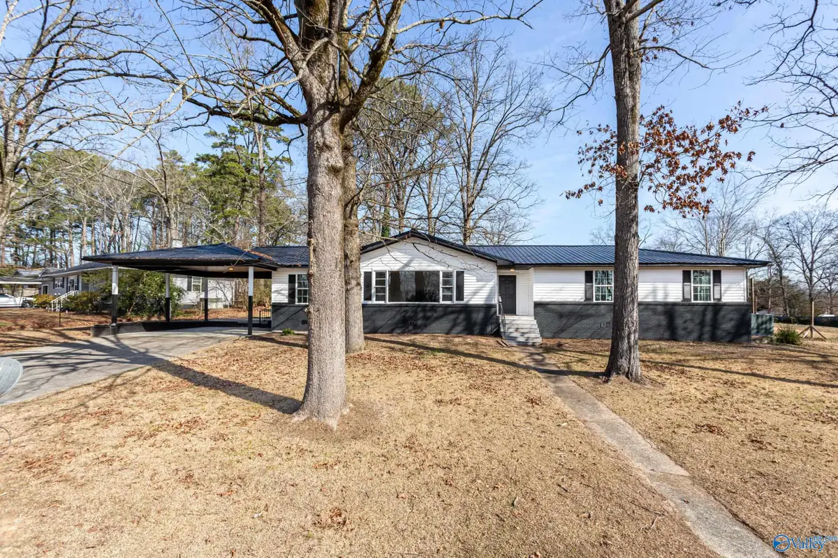 321 Howell Circle, Gadsden, AL 35904 - Image #1