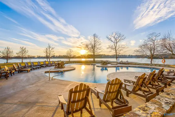 12100 Two Rivers Drive #B1-3, Athens, AL 35611