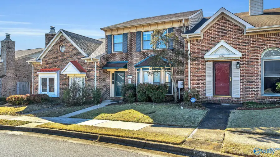 6843 Steeplechase Drive Nw, Huntsville, AL 35806 - Image #2