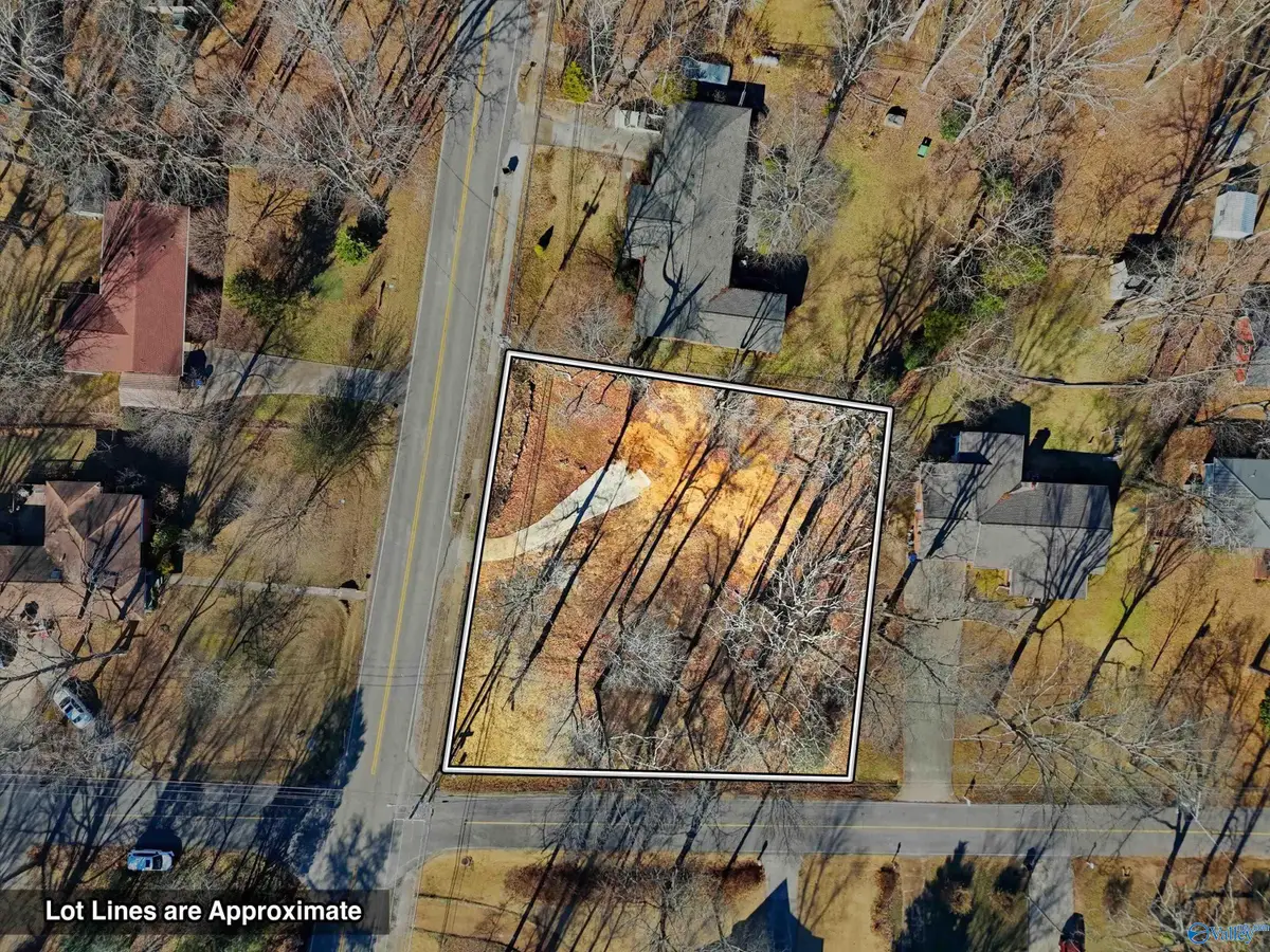 1327 SE Monte Sano Blvd, Huntsville, AL 35801 - Image #1