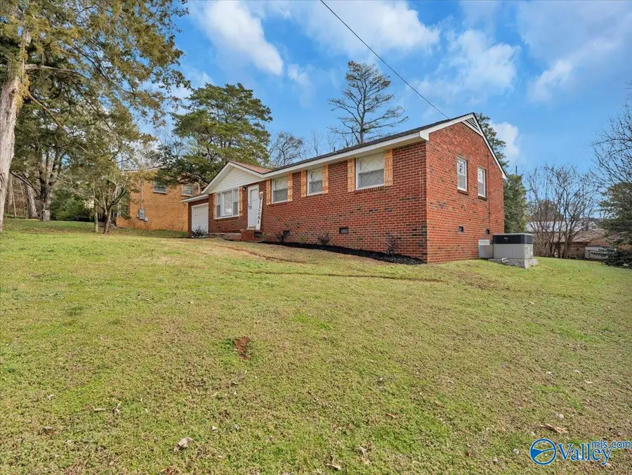 2626 NE Valley Brook Drive, Huntsville, AL 35811 - Image #3