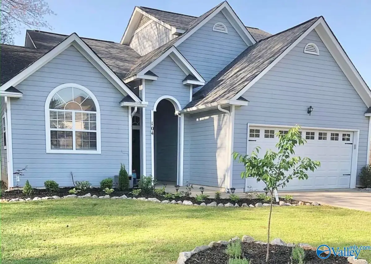 104 Kestrel Court Sw, Huntsville, AL 35824 - Image #1