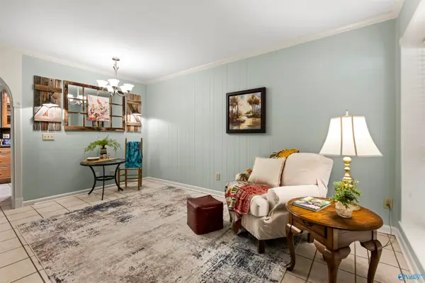 57 Hanover Circle #113, Birmingham, AL 35205