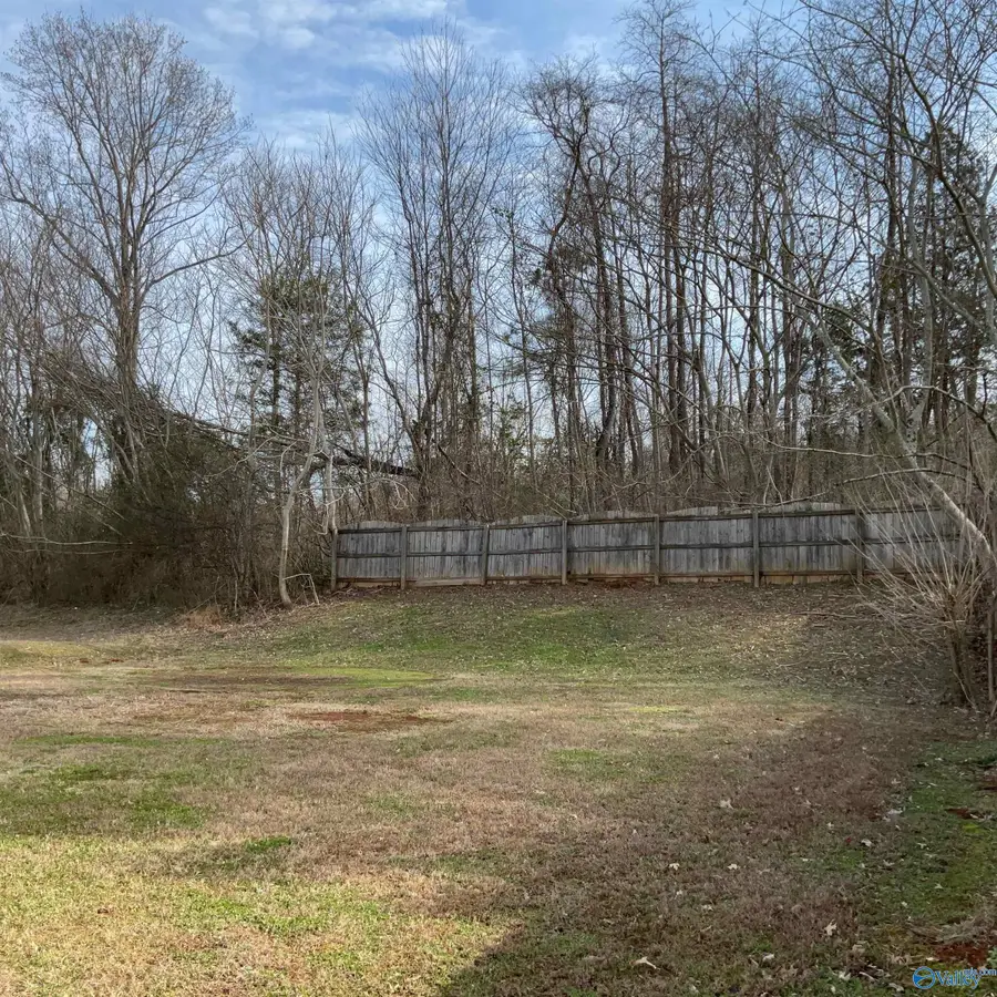 250 Whitestone Drive, Huntsville, AL 35810 - Image #2