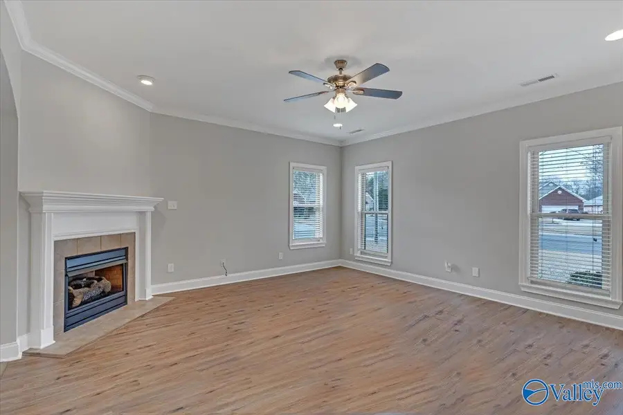 945 Tracey Lane, Decatur, AL 35601 - Image #3