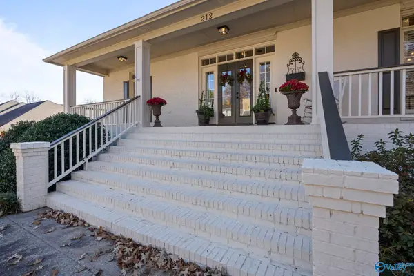 212 Kelsey Lynn Lane, Huntsville, AL 35806