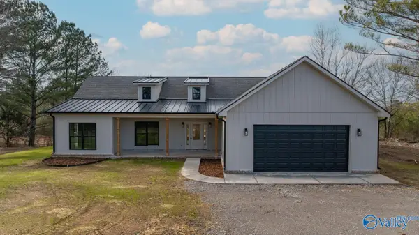 254 Prince Circle, Laceys Spring, AL 35754