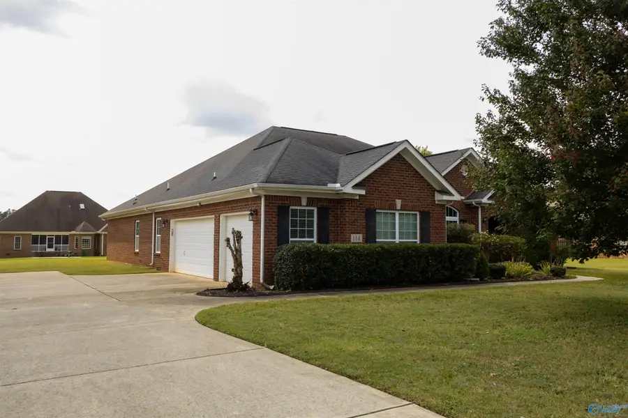 114 Parkview Drive, Meridianville, AL 35759 - #2