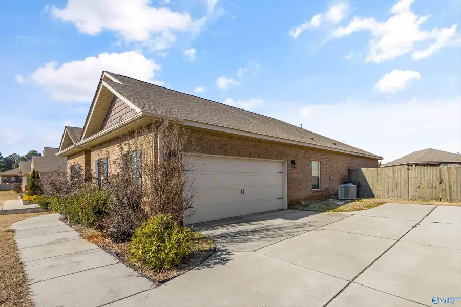 276 Dinner Tree Square, Huntsville, AL 35811 - Image #2