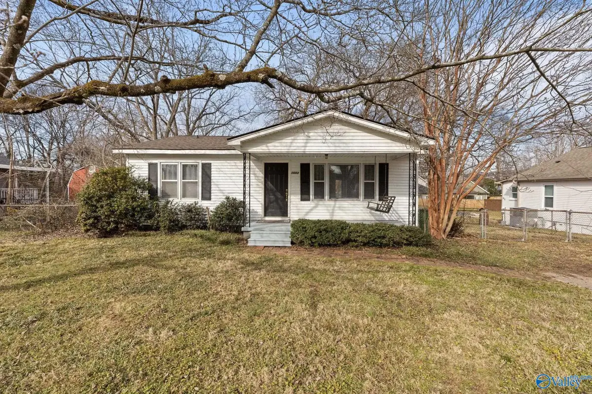 1603 Stevens Avenue Ne, Huntsville, AL 35801 - Image #1