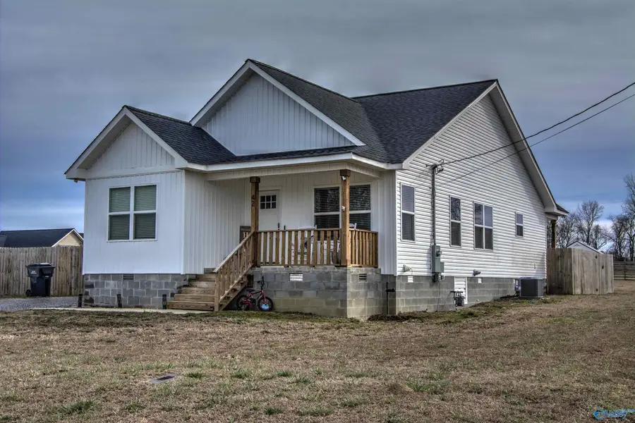 42 Mccurdy Drive, Henagar, AL 35978 - #2