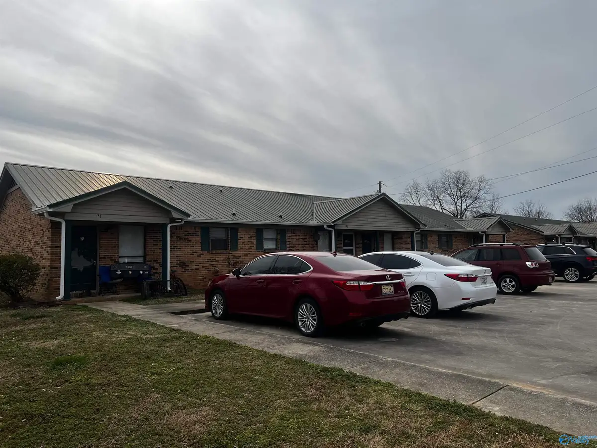 130 W West 3rd Street #4, Falkville, AL 35622 - #1