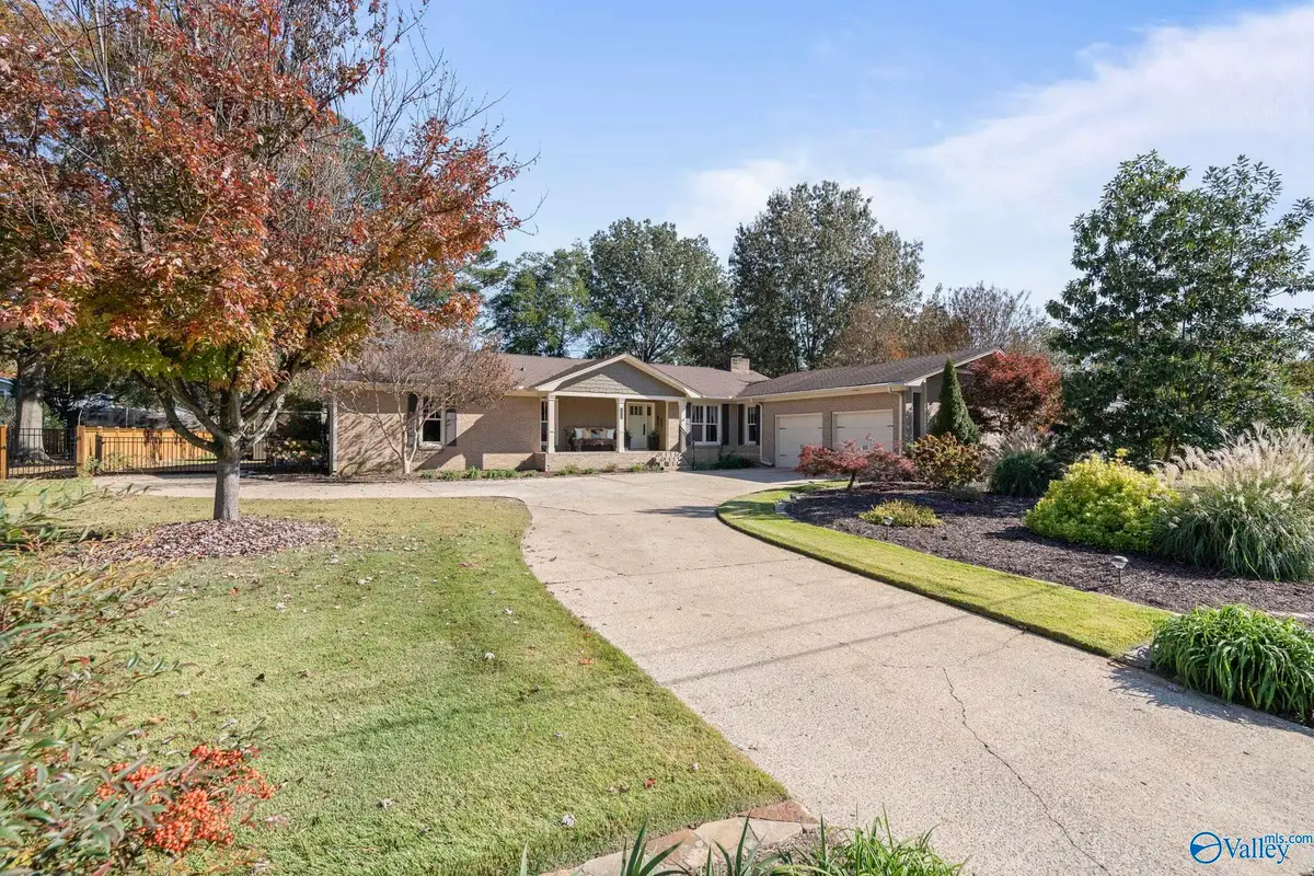 7303 Statton Drive Se, Huntsville, AL 35802 - #1